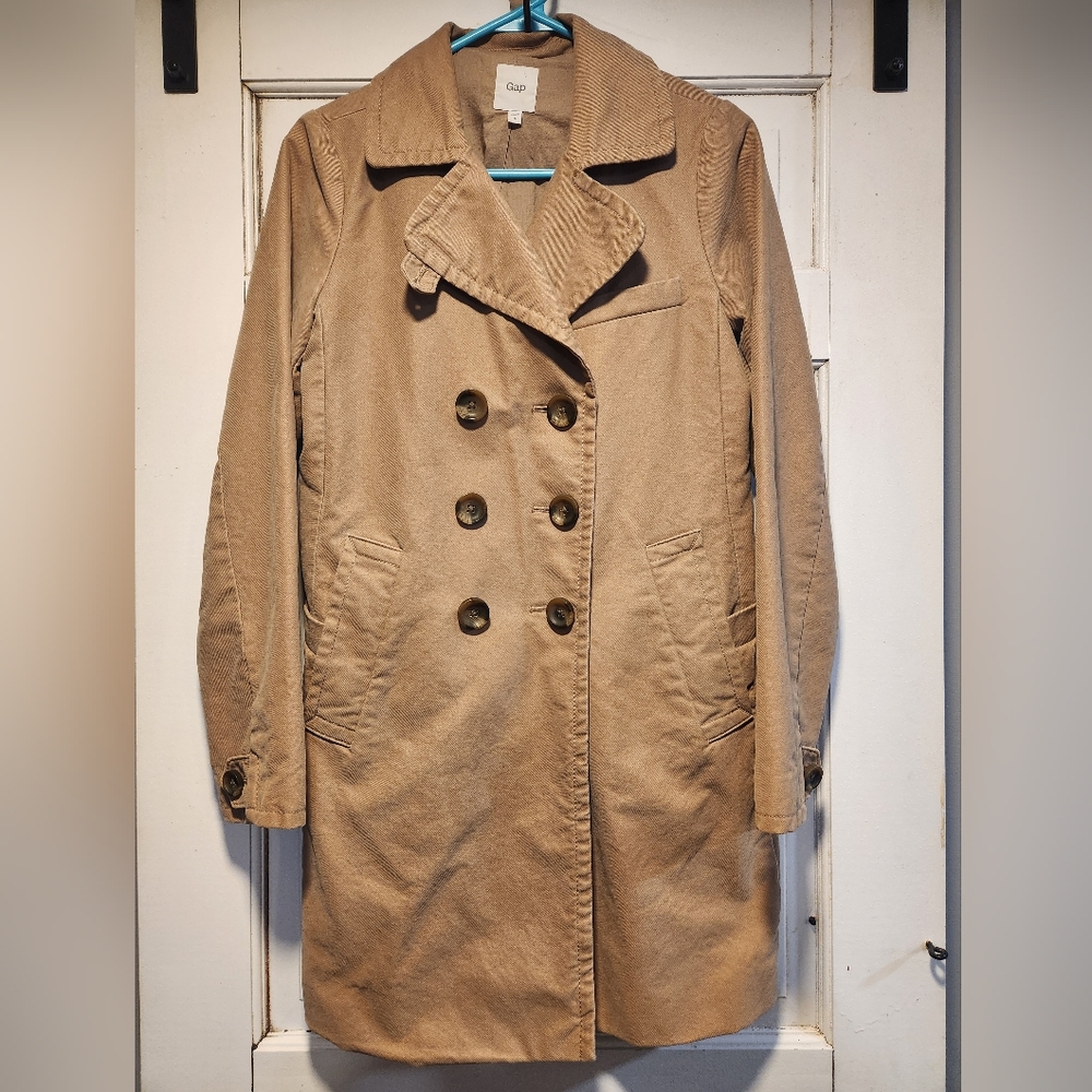 GUC: Gap Trench Coat